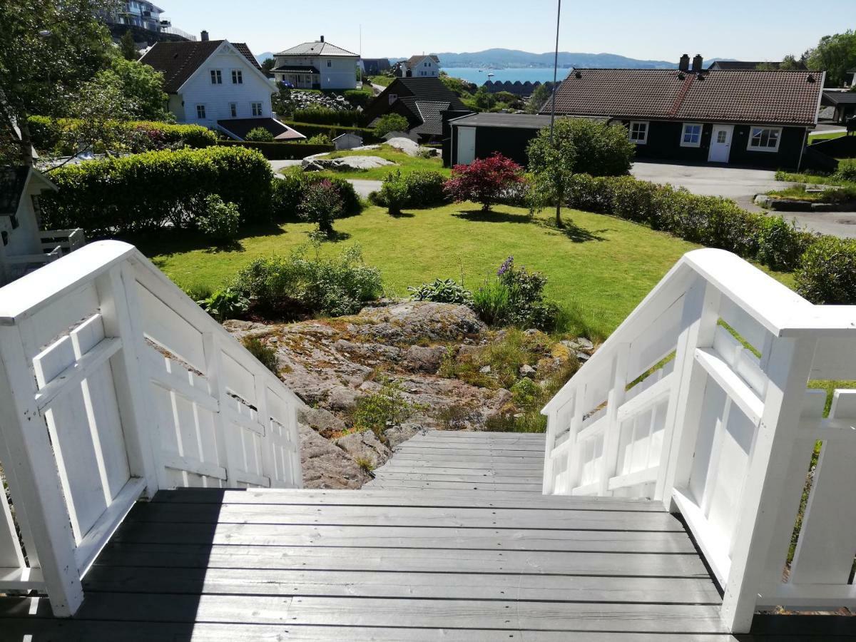 Family House Close To The Beach Villa Mosterhamn Buitenkant foto